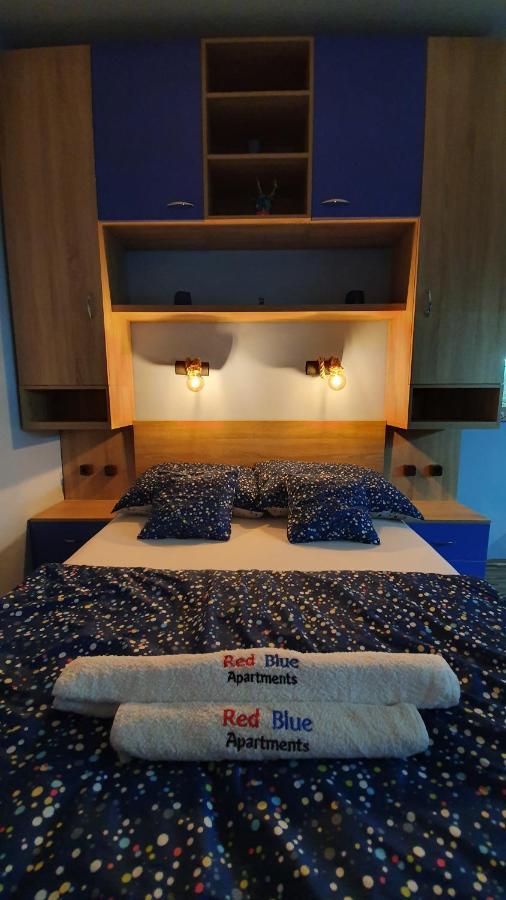 אוסילק Design Apartments Red Blue מראה חיצוני תמונה